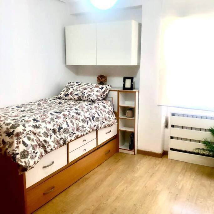 Appartement Nuevo Con Piscina A 2 Minutos Estacion Tren Ave à Saragosse Extérieur photo